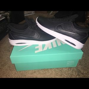 Nike SB Air Max Bruin Vapor L size 8 brand new